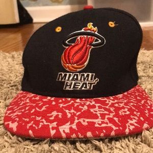 Miami heat snapback hat